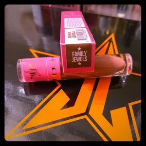 SOLD Jeffree Star VLL Family Jewels